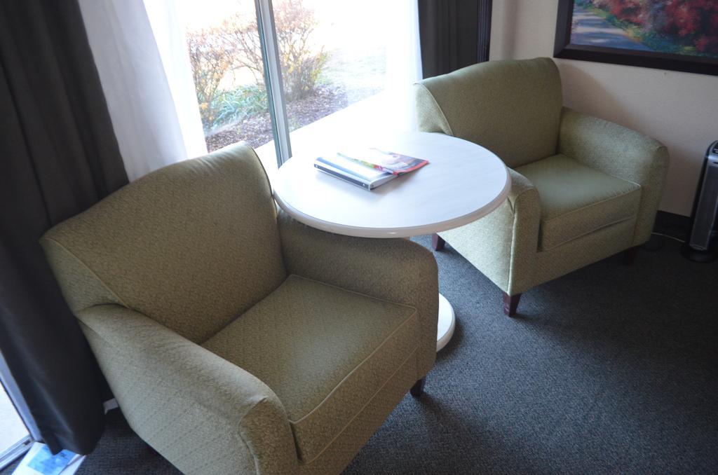 Chapel Hill University Inn Esterno foto