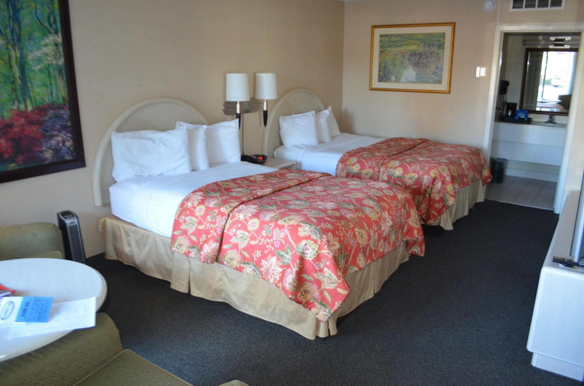 Chapel Hill University Inn Esterno foto