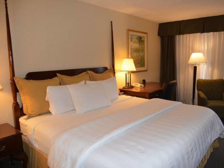 Chapel Hill University Inn Esterno foto